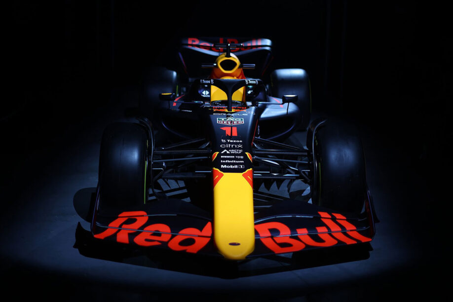 Red-Bull-RB18-1-918x612