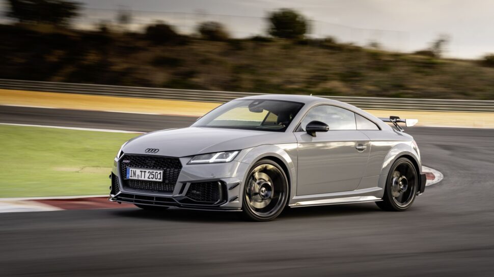 Audi-TT-RS-Iconic-Edition-8S-14-970x545